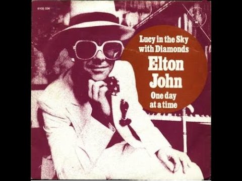 Текст песни Elton John - One Day At A Time