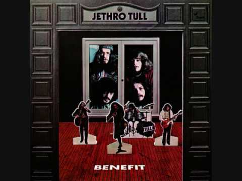 Текст песни JETHRO TULL - Just Trying to be