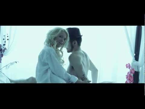 Текст песни  - Нереальная история