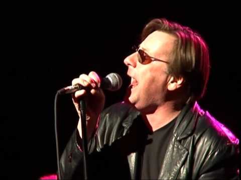 Текст песни Southside Johnny And The Asbury Jukes - Long Distance